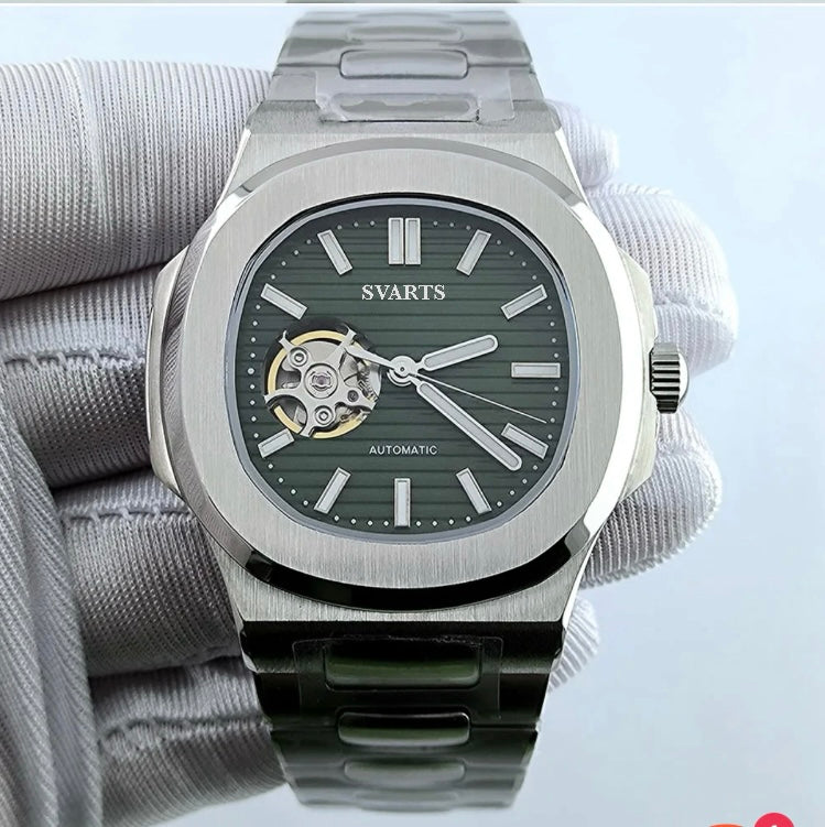 Svarts Strata Open Heart