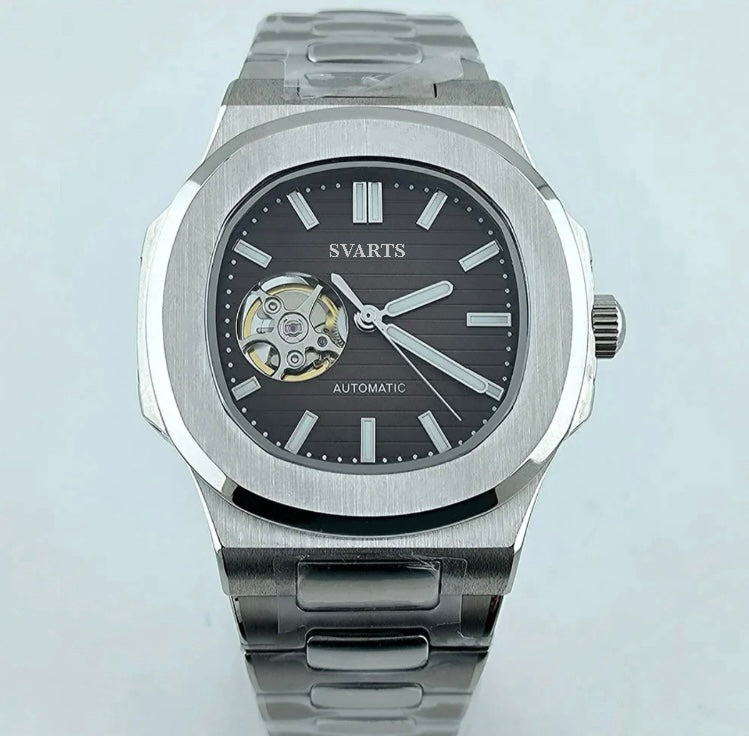 Svarts Strata Open Heart