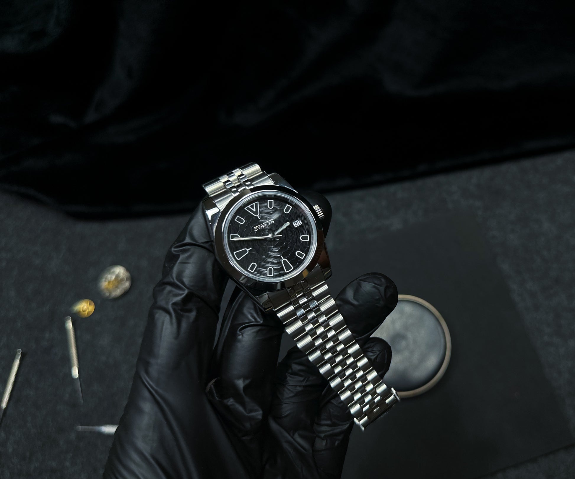 Svarts Anthos Watch Kit